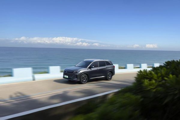 为什么说买大不买小？大七座蓝电E5荣耀版在家庭用车方面更胜五座启源Q05